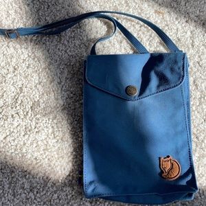 Fjallraven crossbody